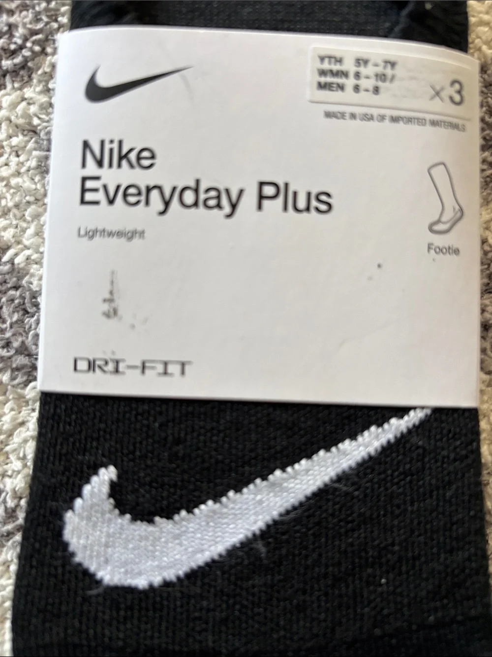 NWT Nike Socks
